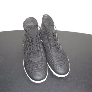 LIKE NEW! - Predator Tango 19.3 Indoor